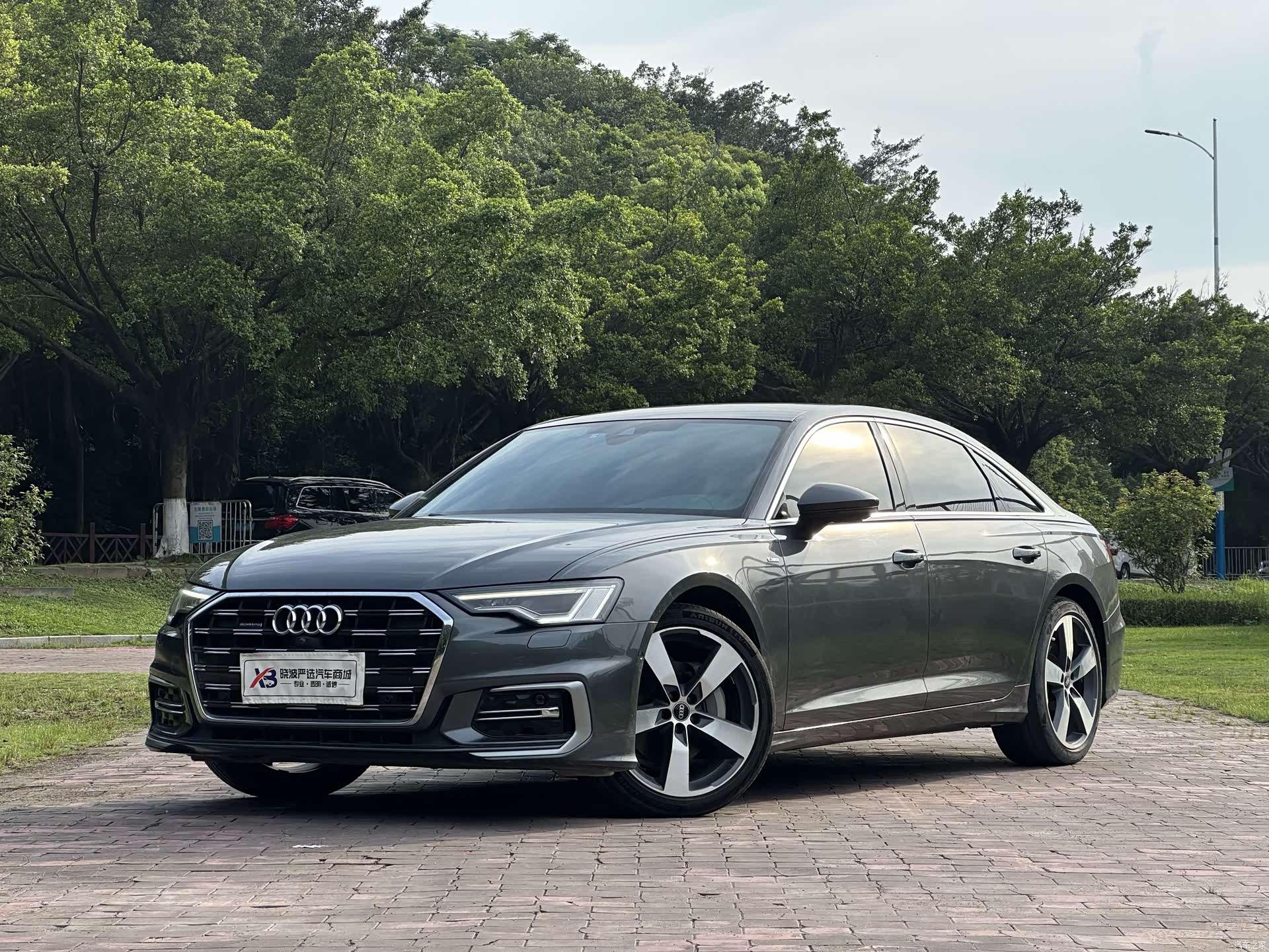 Audi A6L, 2022 1
