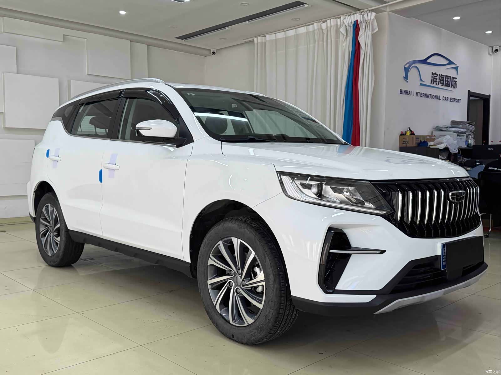 Geely X6, 2022 3