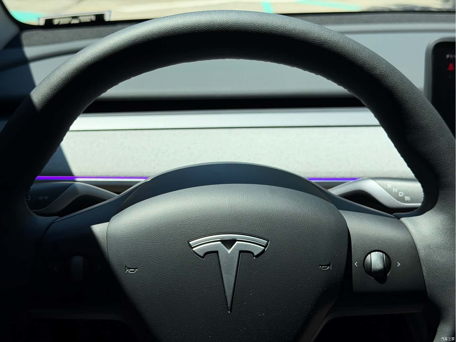 Tesla Model Y, 2024 6