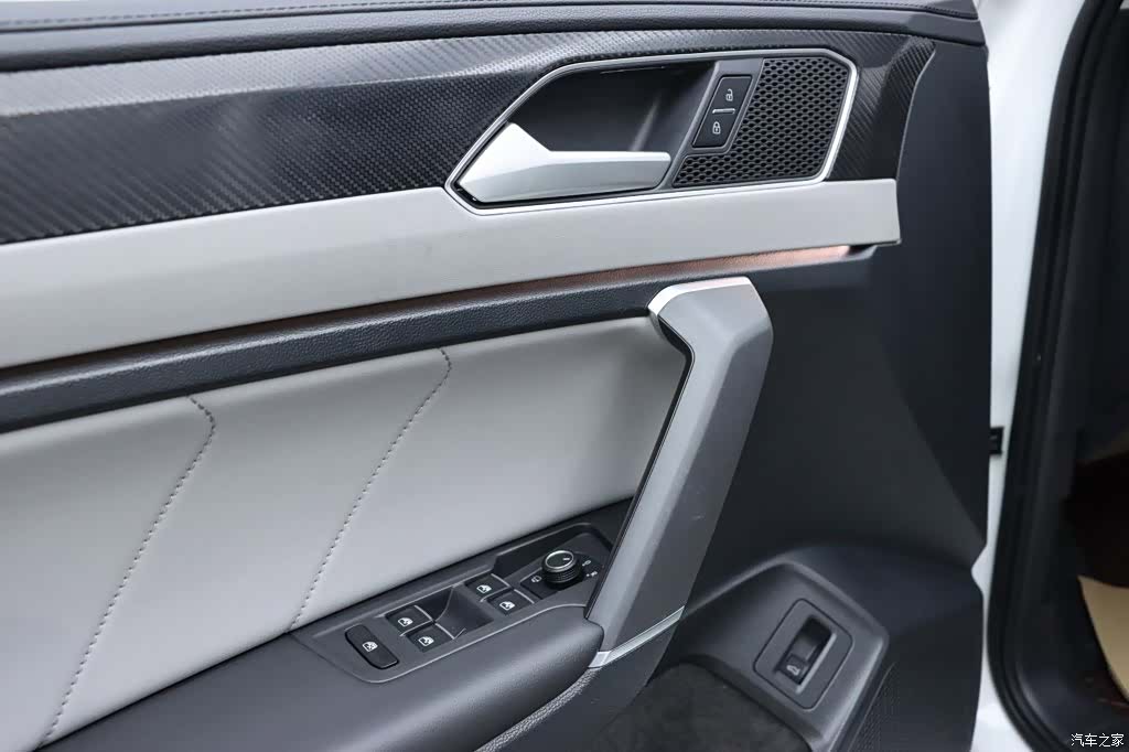 Volkswagen Tayron, 2023 11