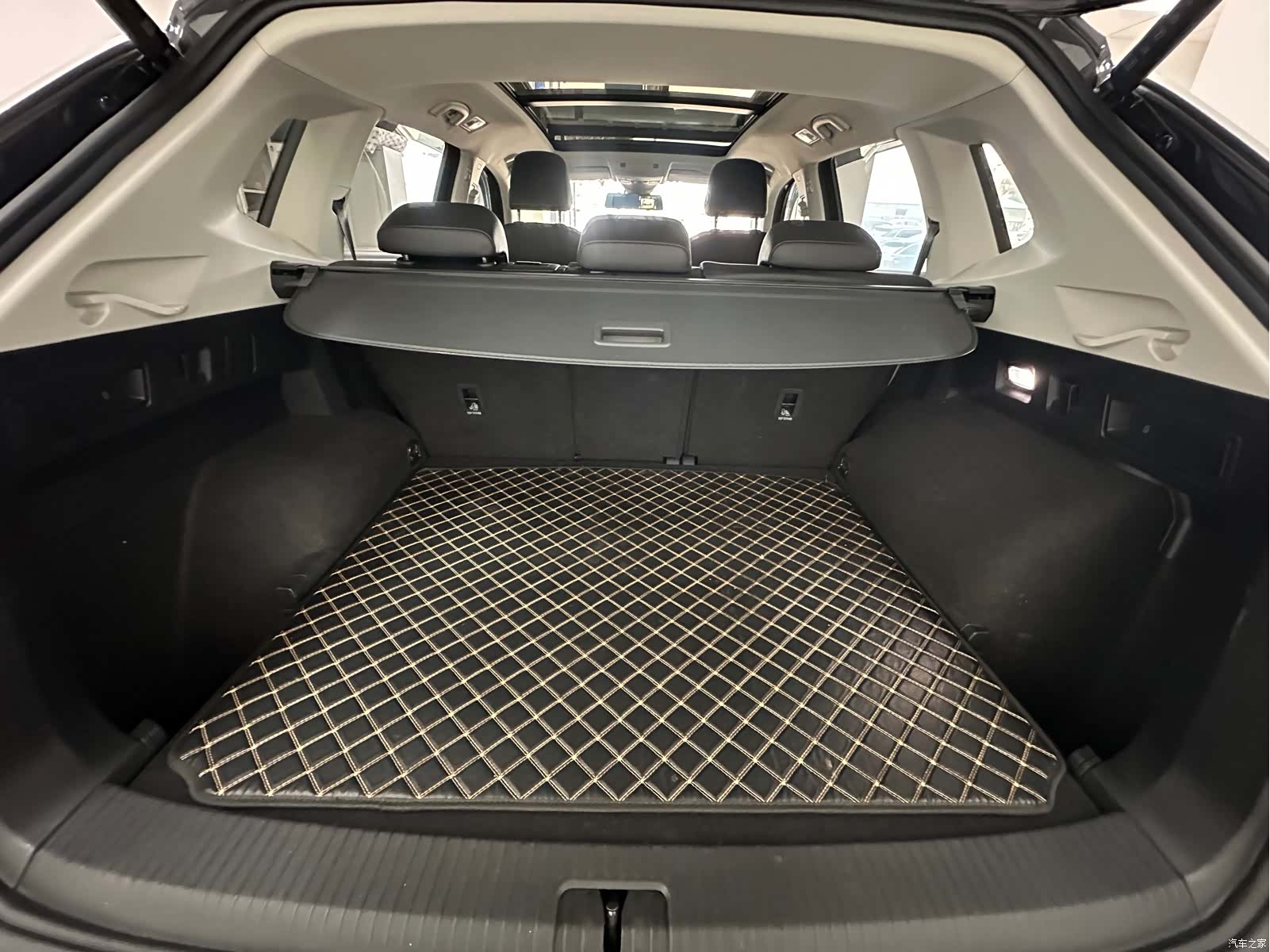 Volkswagen Tayron, 2023 22