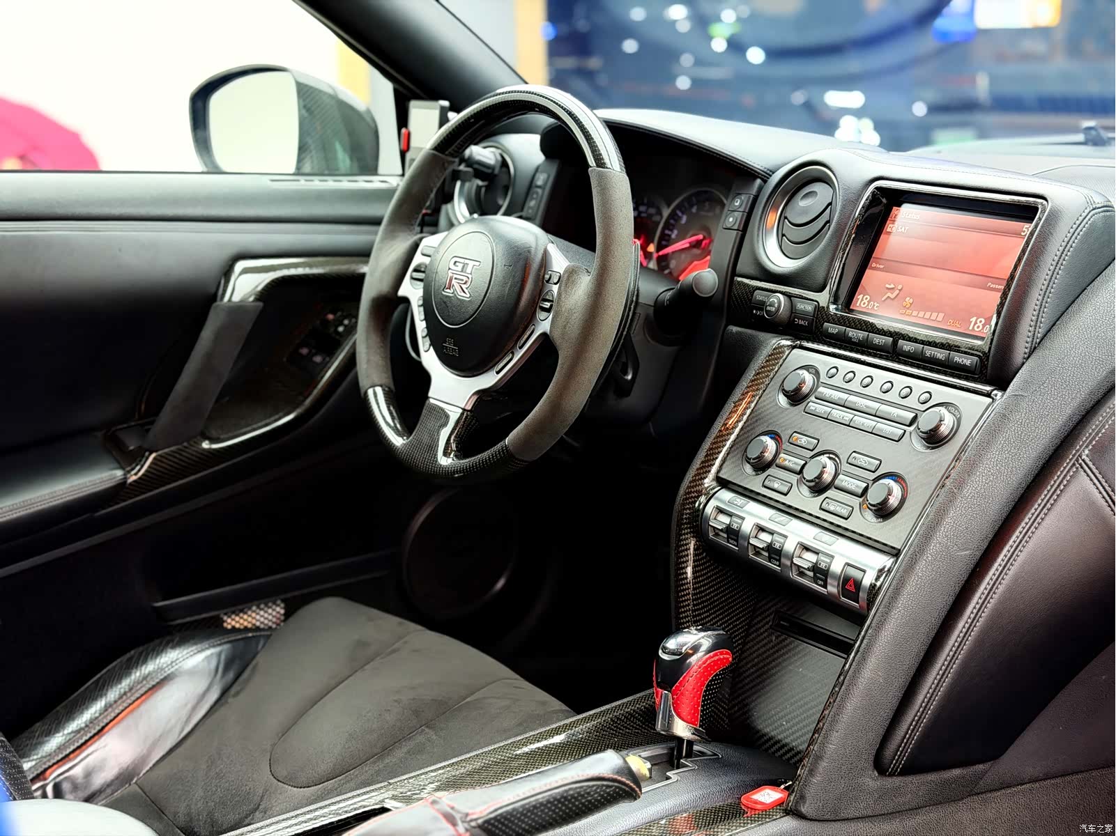 Nissan GT-R, 2010 14