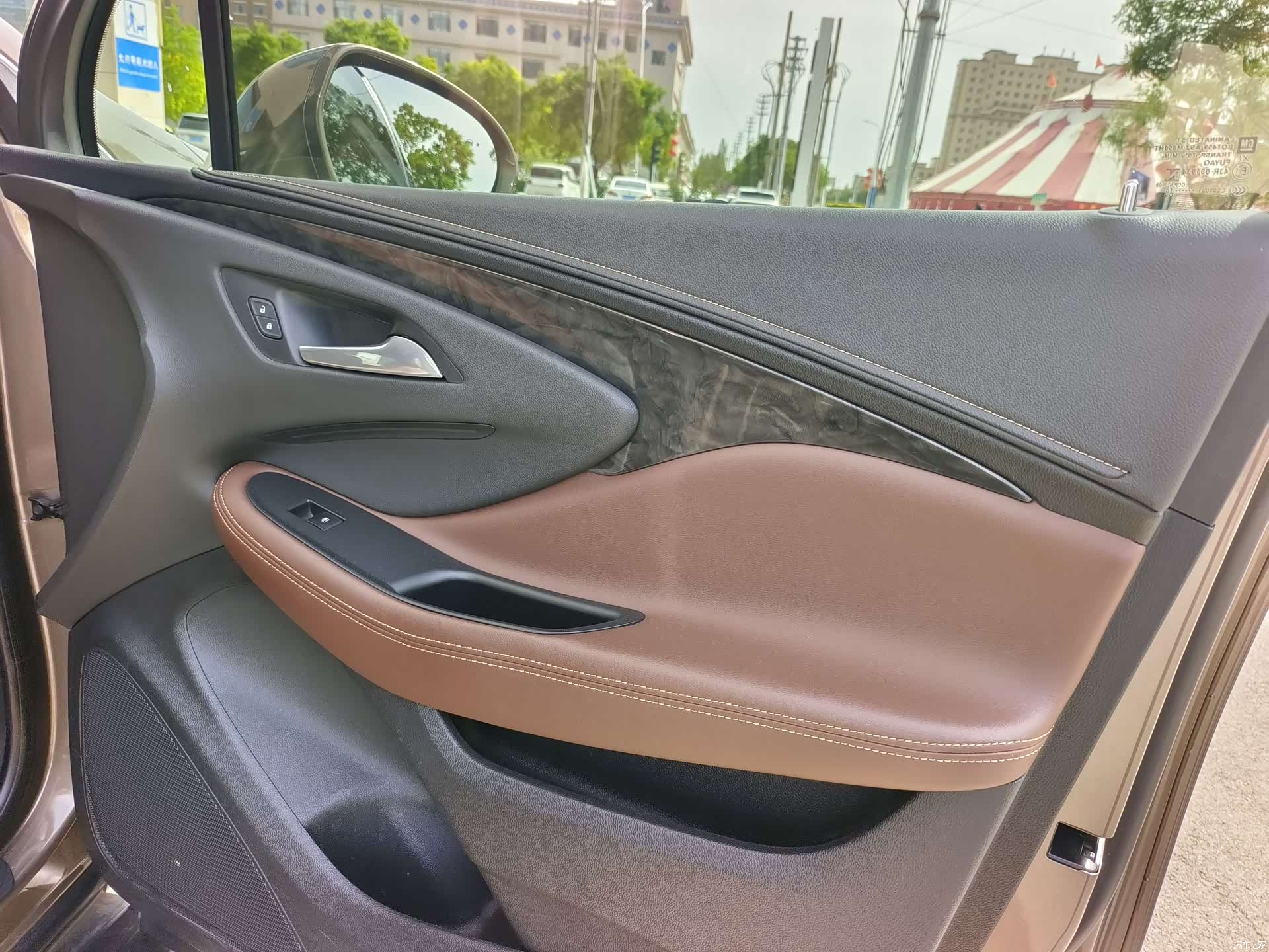 Buick Envision Plus, 2016 11