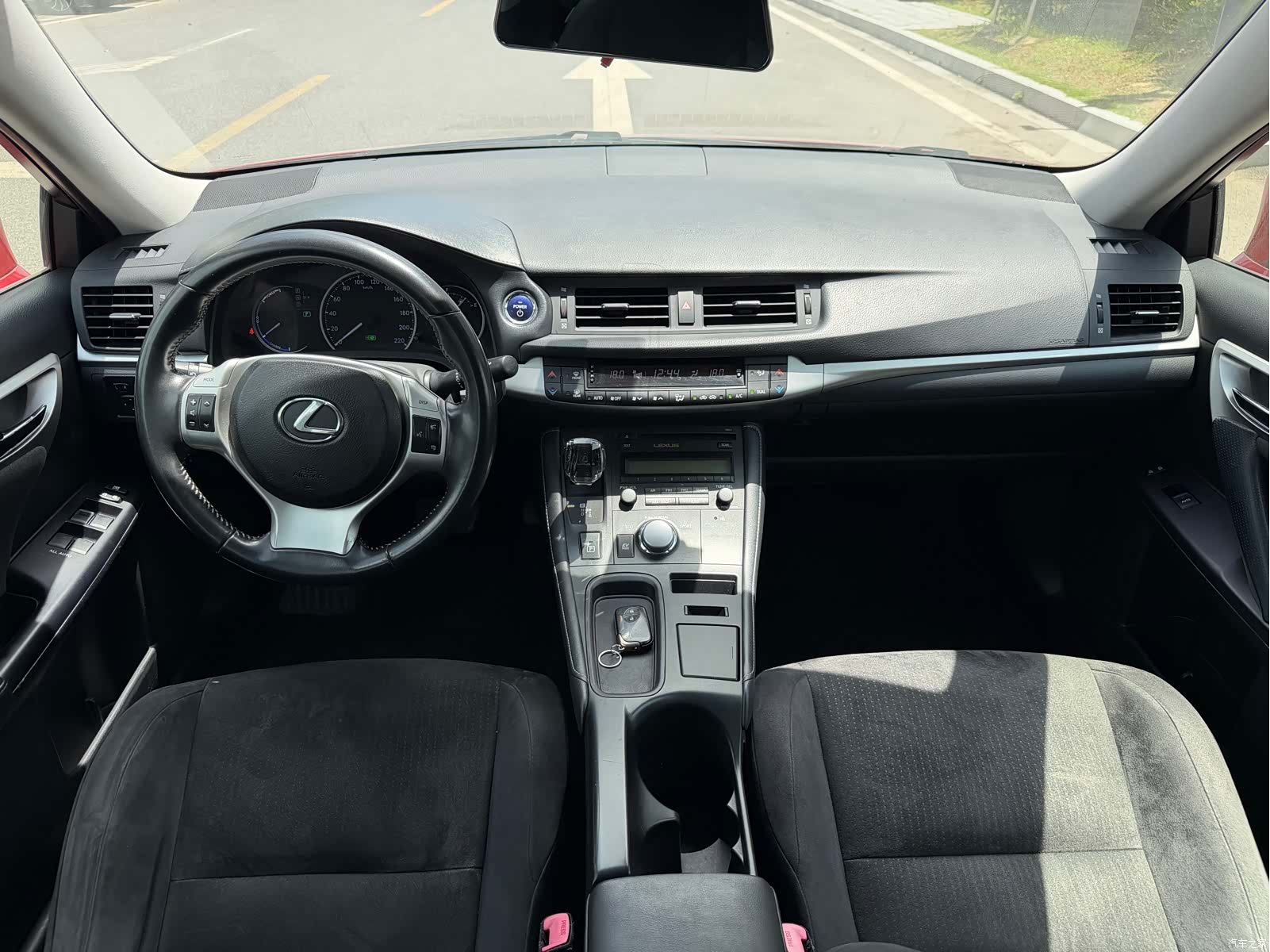 Lexus CT, 2013 все фото