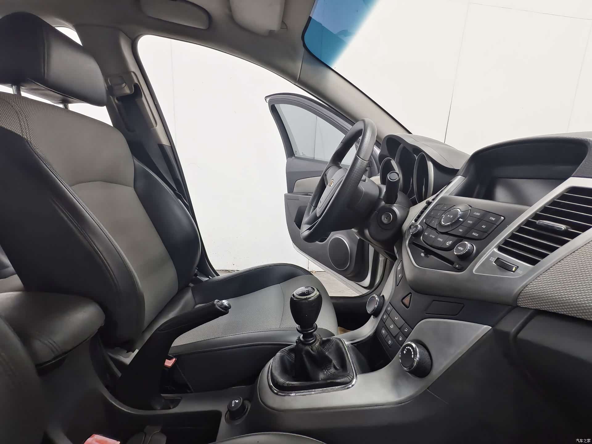Chevrolet SL, 2013 15
