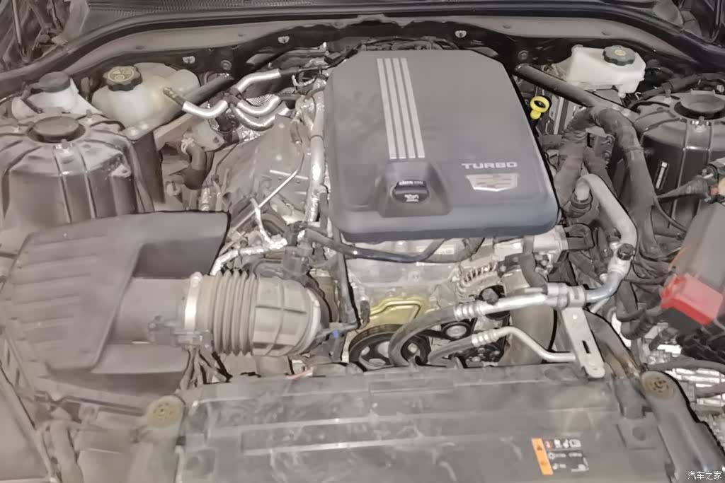 Cadillac CT5, 2022 10