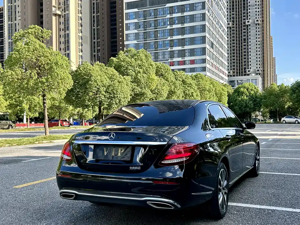 Mercedes-Benz E-class Mercedes-Benz E-class