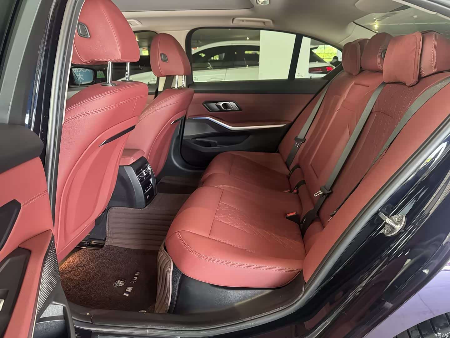 BMW i3, 2023 4