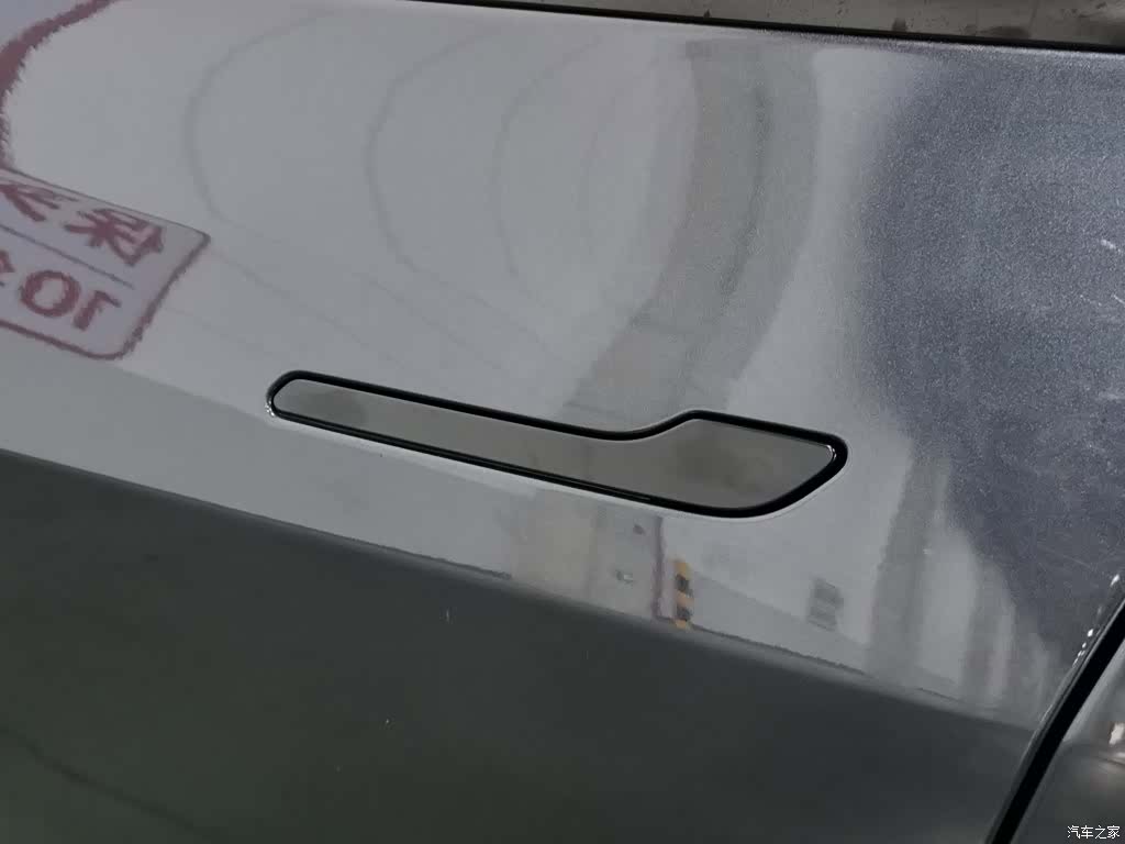 Tesla Model Y, 2025 18