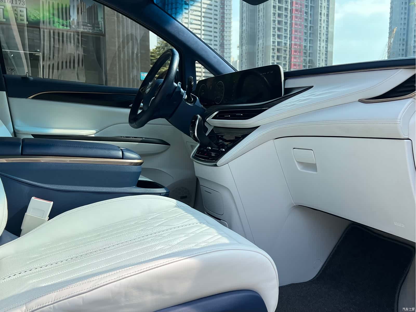 Buick GL8, 2021 6