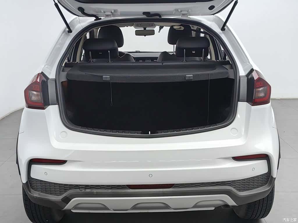 Geely X3, 2021 16