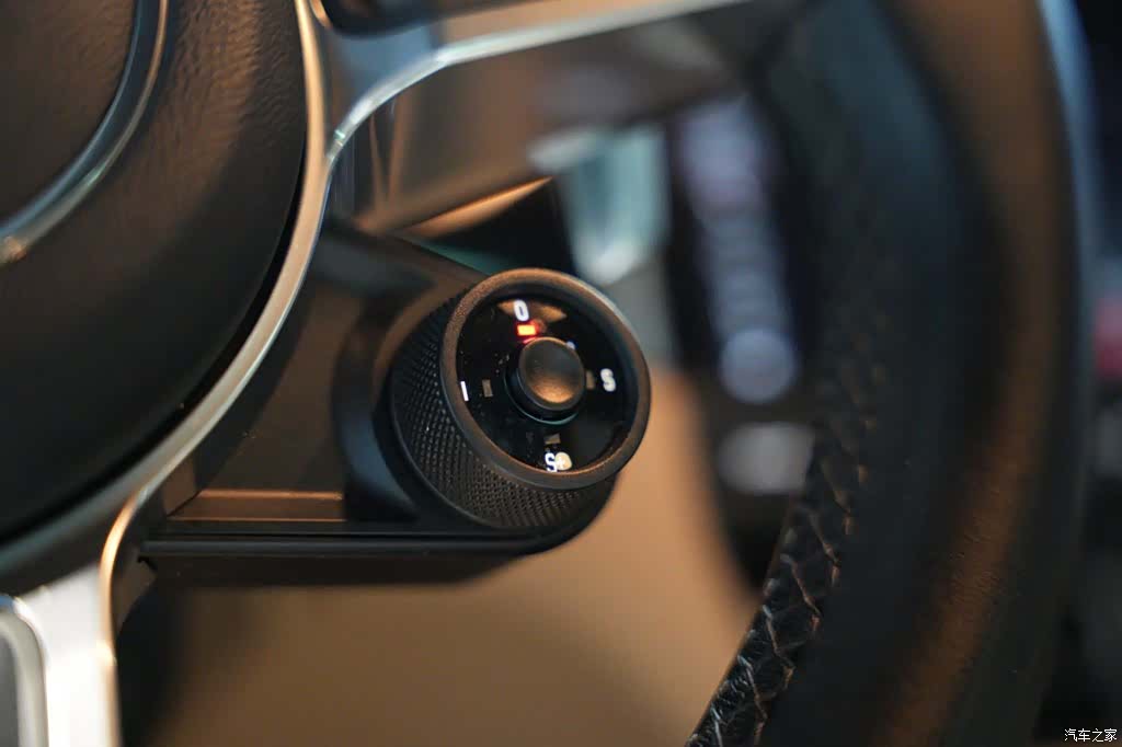 Porsche Macan, 2020 10