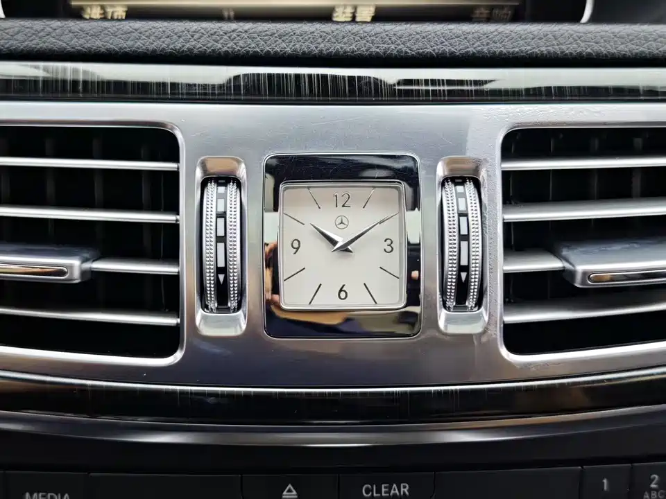 Mercedes-Benz S-class Mercedes-Benz S-class