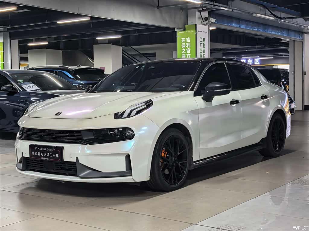 Lynk & Co 02