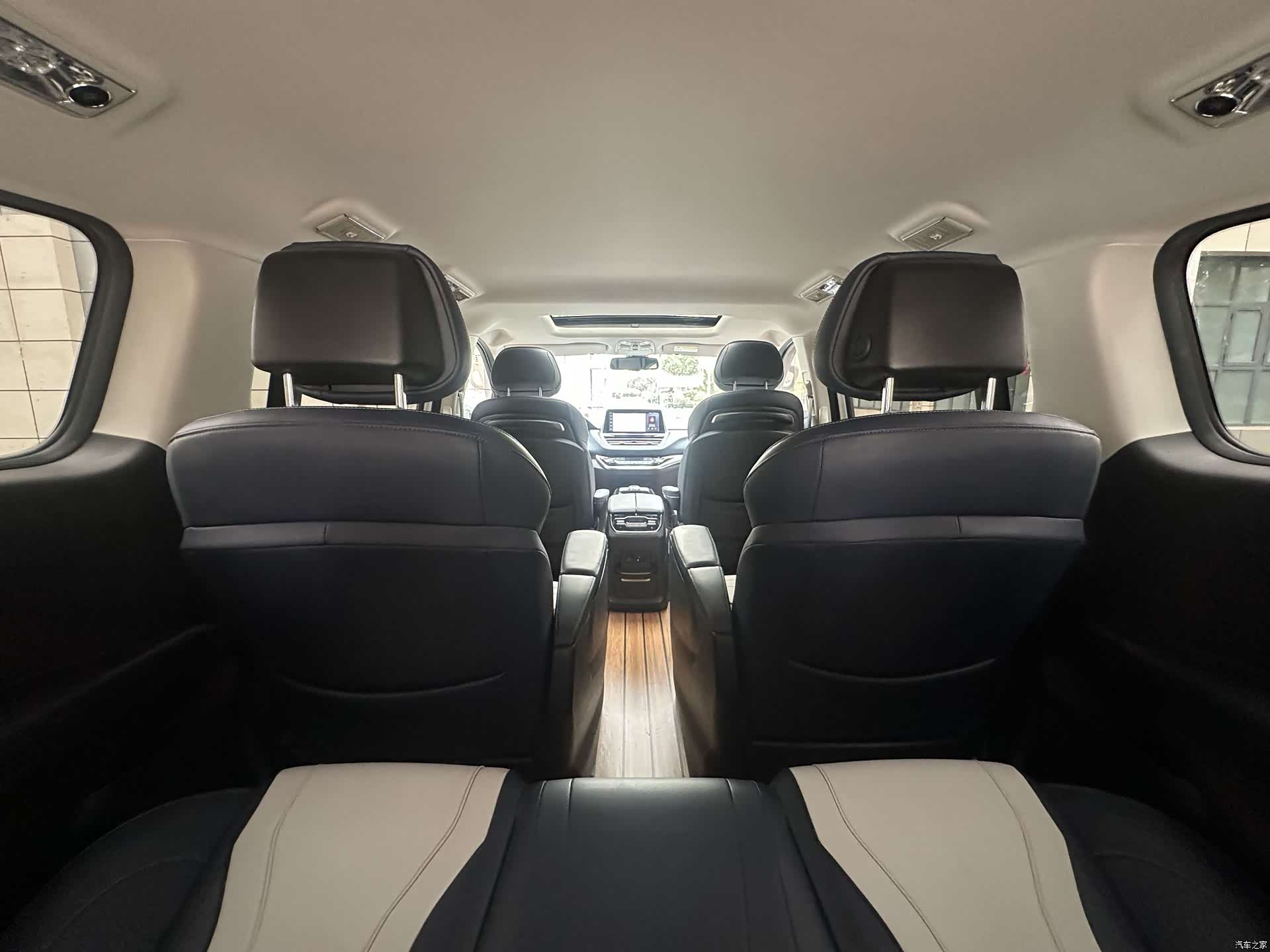 Maxus G20, 2023 17