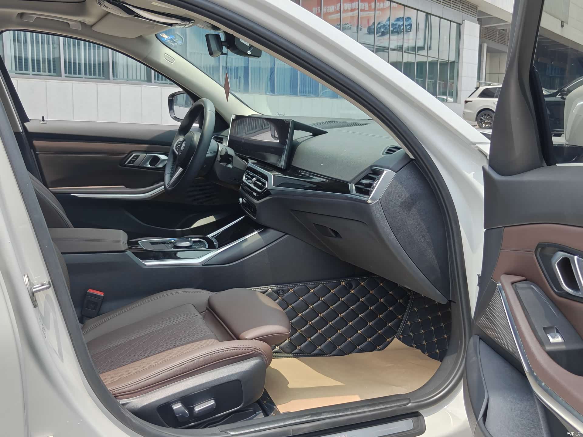 BMW i3, 2023 11