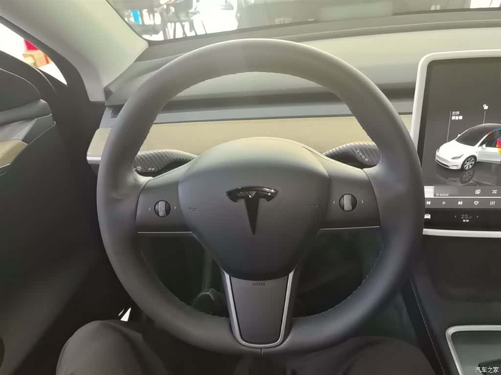 Tesla Model Y, 2023 11