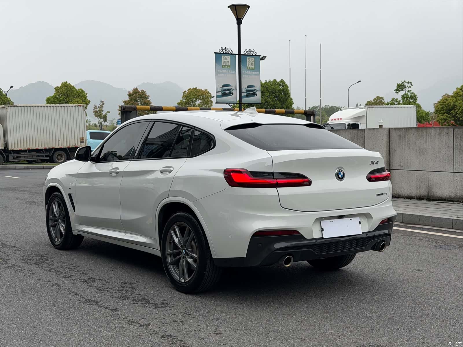 BMW X4, 2020 все фото