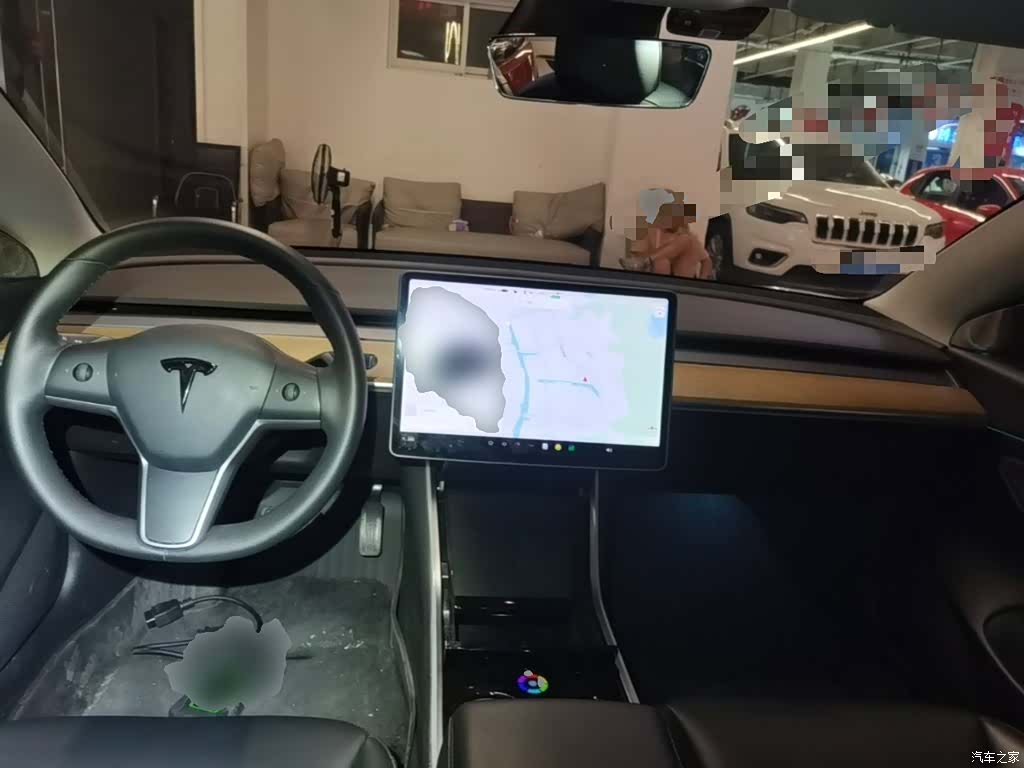 Tesla Model 3, 2020 10