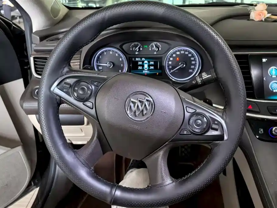 Buick Lacrosse