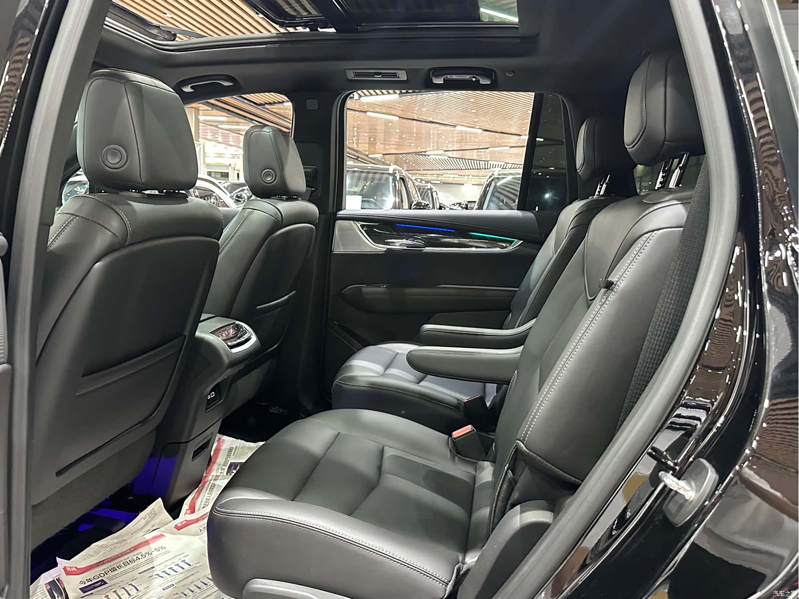 Cadillac XT6, 2023 13
