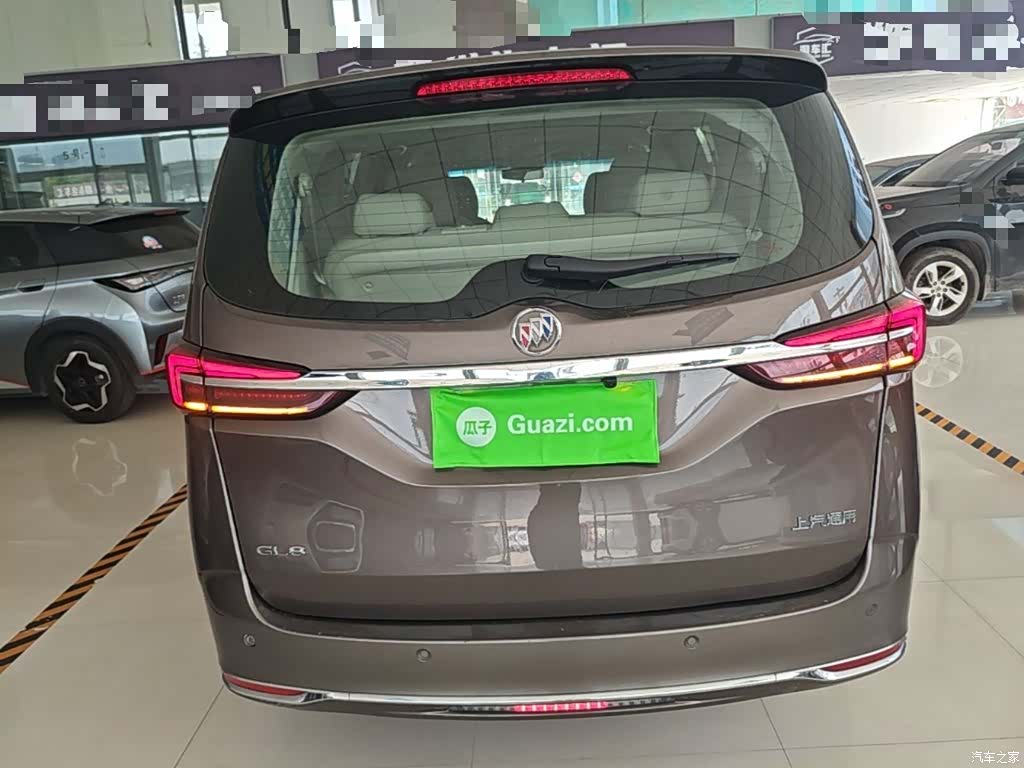 Buick GL8, 2023 4