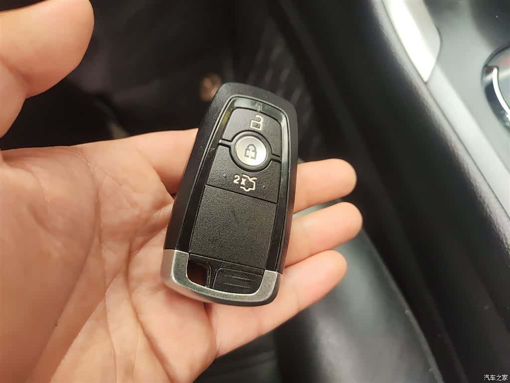 Ford Mondeo, 2018 12