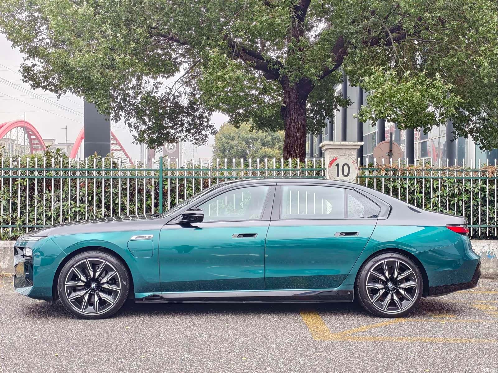 BMW i7, 2024 4