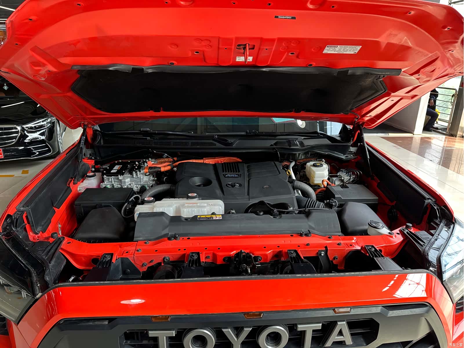 Toyota Sequoia, 2023 18