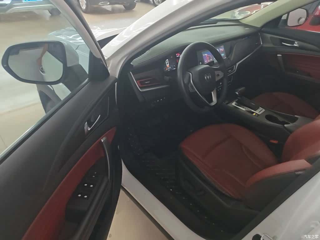 Changan CS35, 2019 16