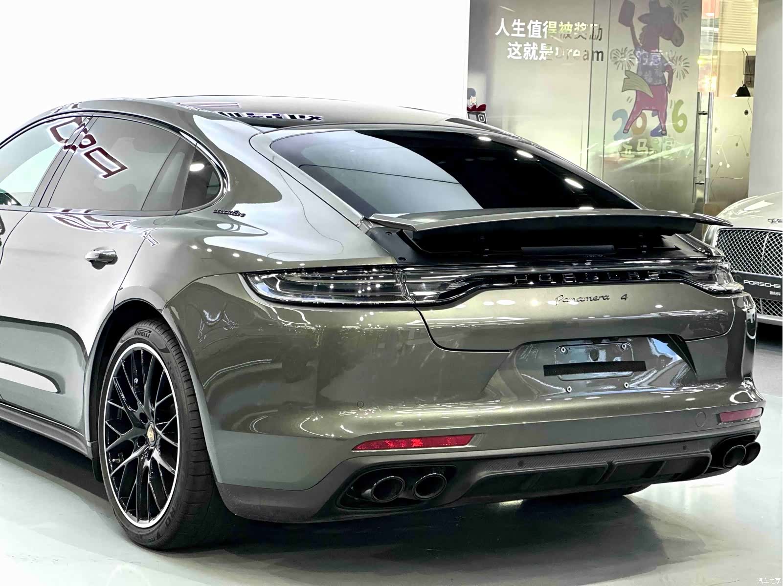 Porsche Panamera, 2023 27