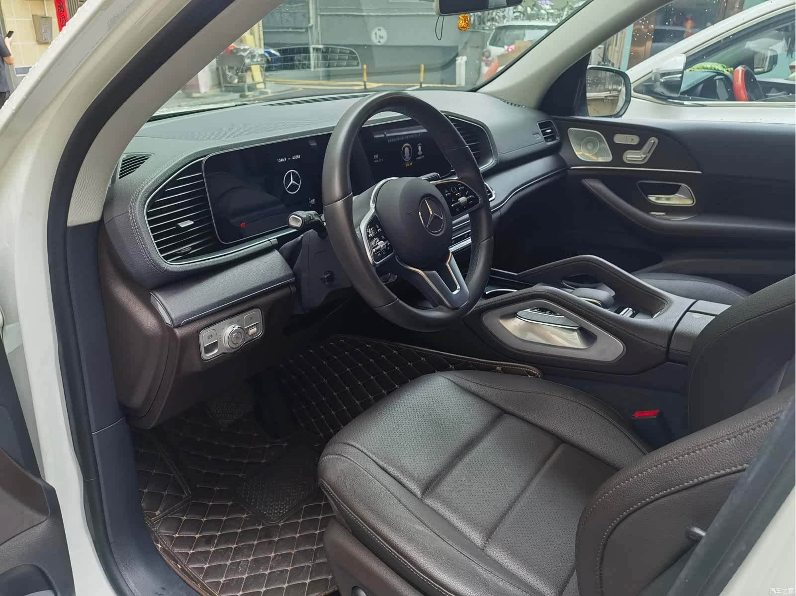 Mercedes-Benz GLE, 2019 4