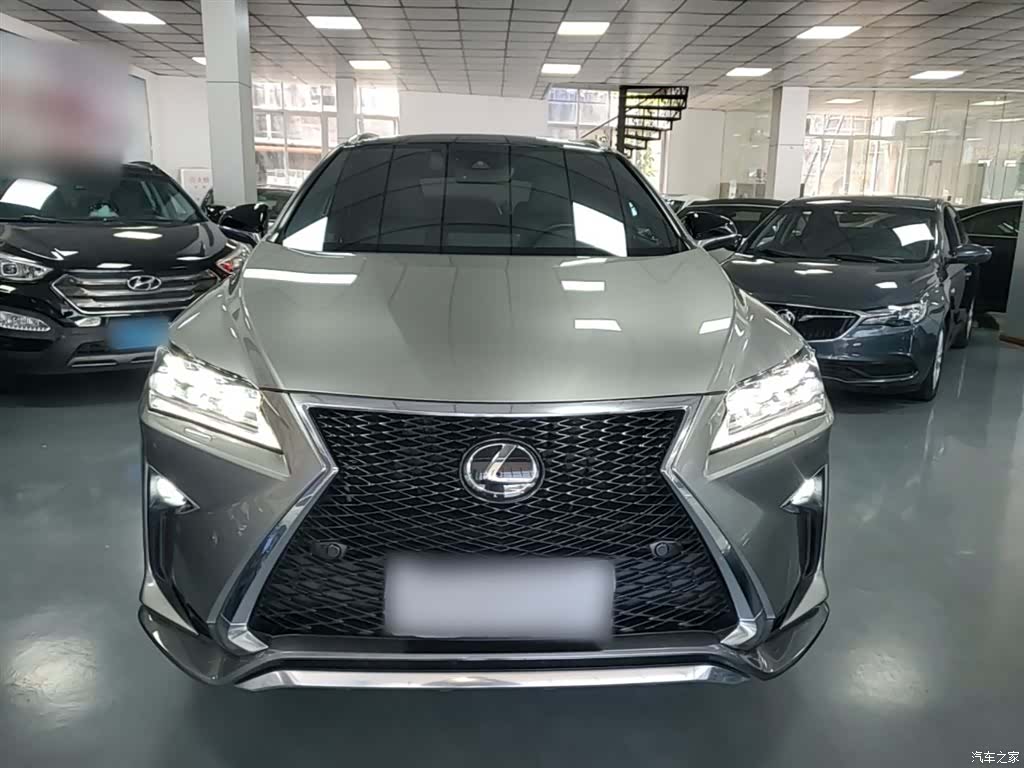 Lexus RX, 2018 3
