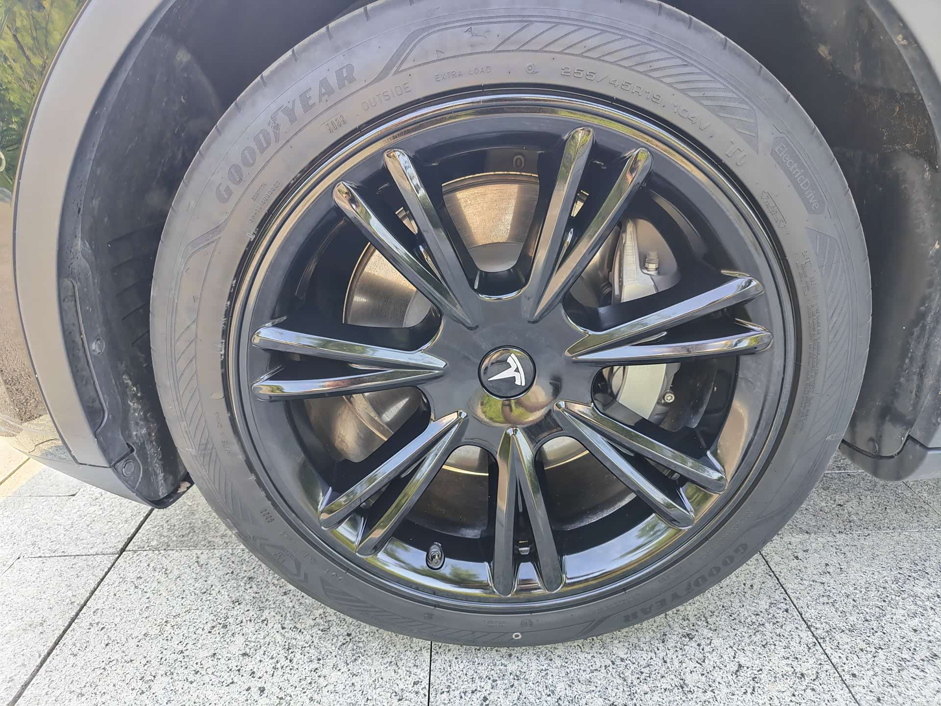 Tesla Model Y, 2024 все фото