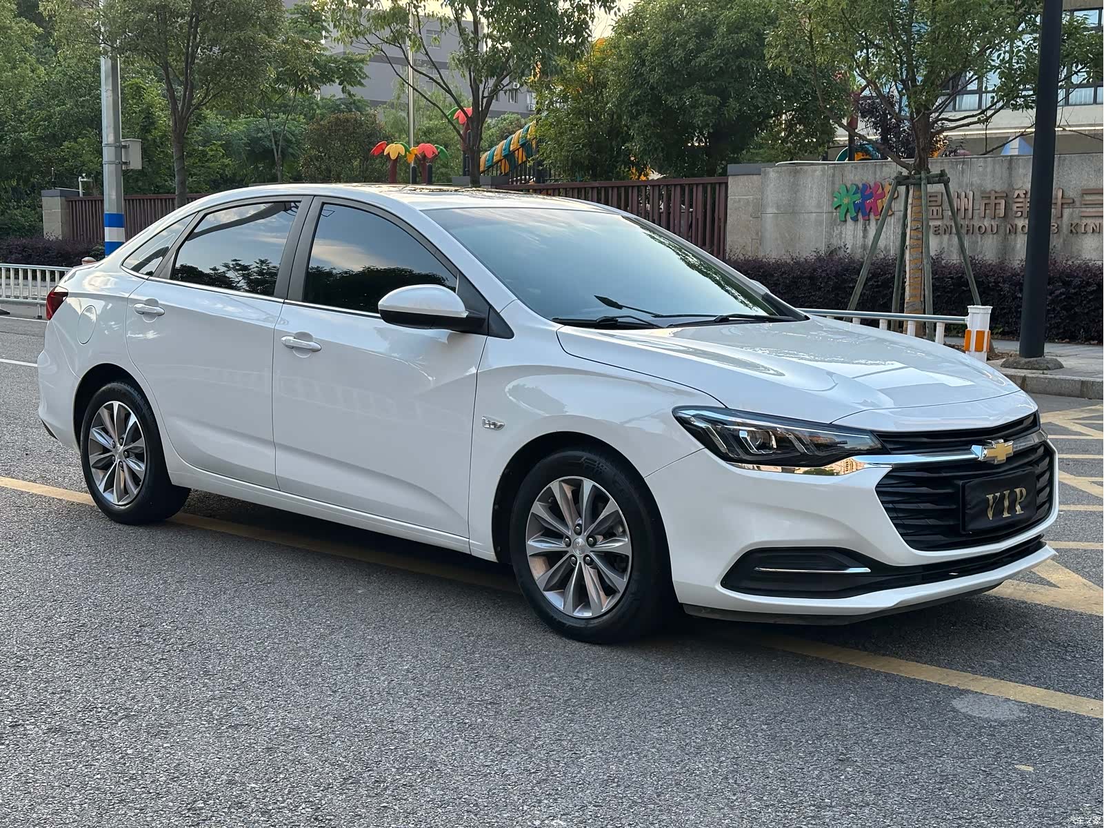 Chevrolet 320, 2022 3