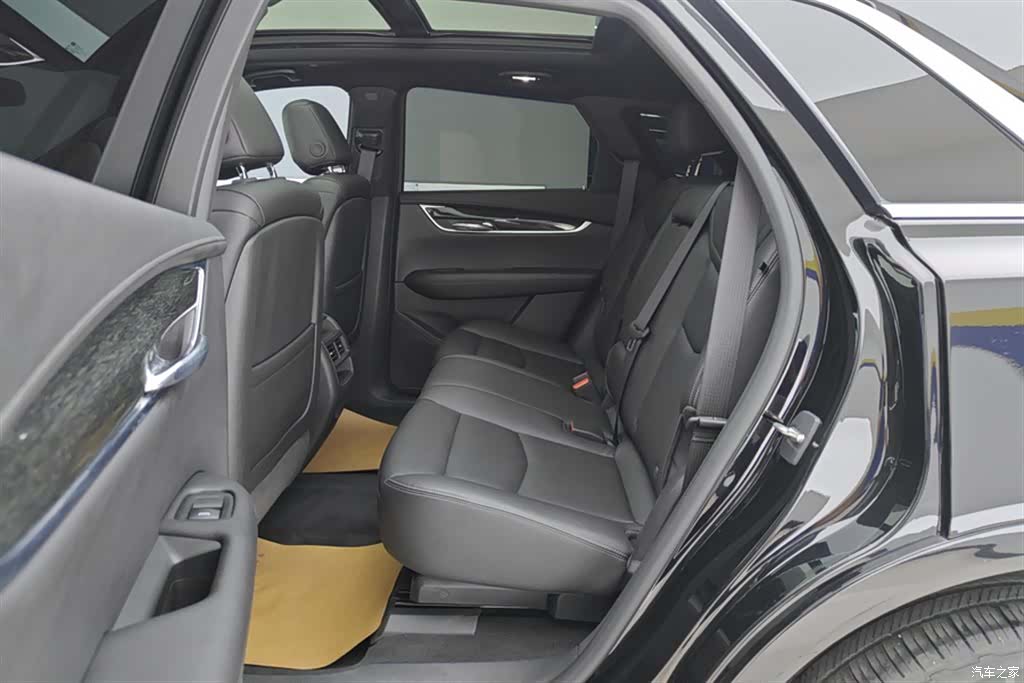 Cadillac XT5, 2021 11