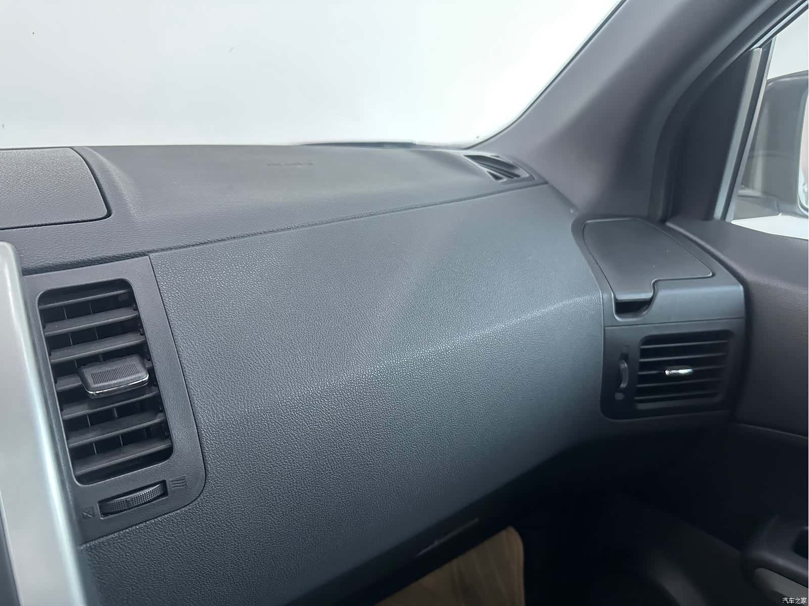 Nissan X-Trail, 2013 11
