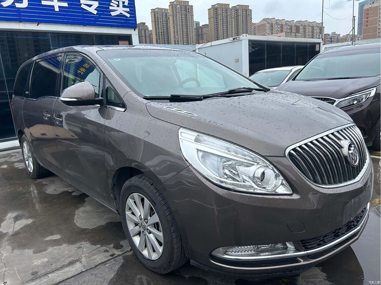 Buick GL8, 2016 3
