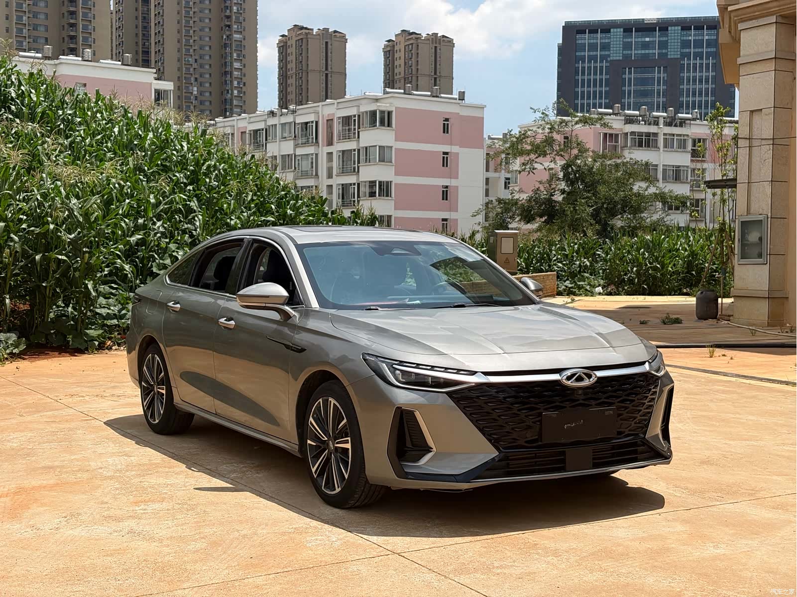 Chery Arrizo 8, 2023 3
