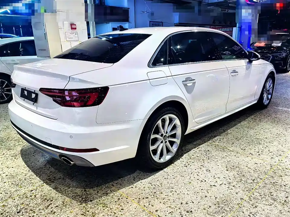Audi A4L