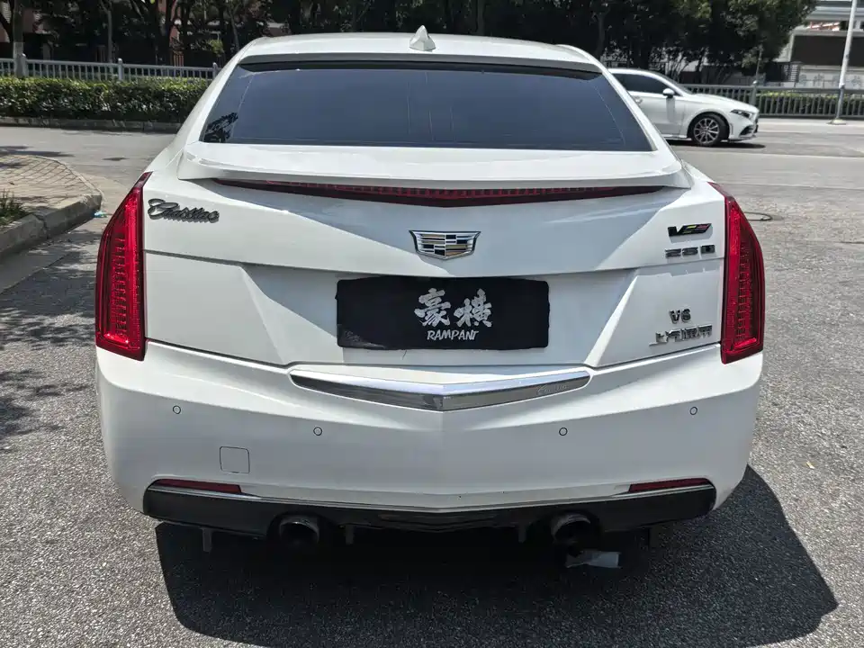 Cadillac ATS-L