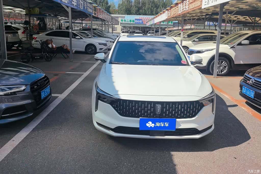 Bestune B70, 2023 2