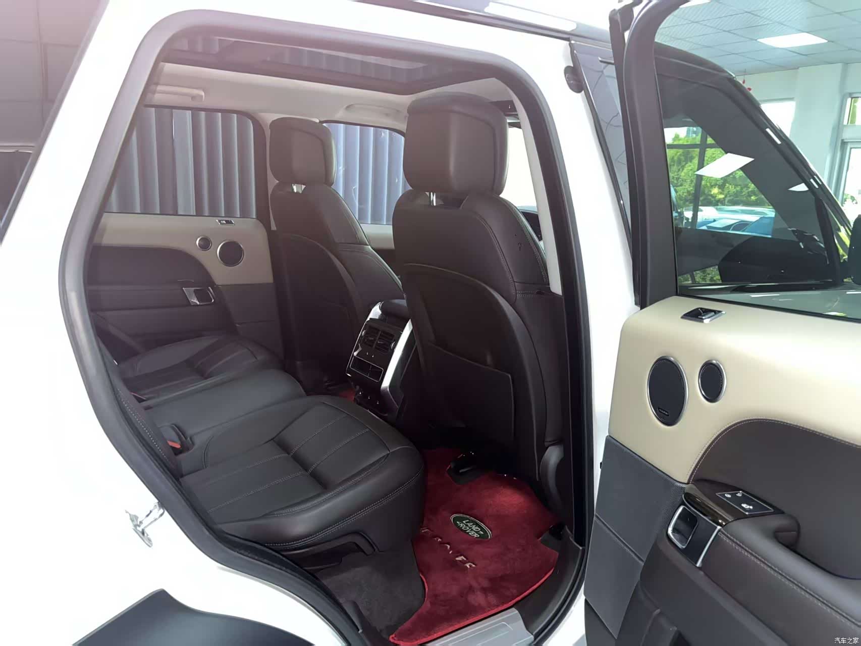 Land Rover Range Rover, 2019 10