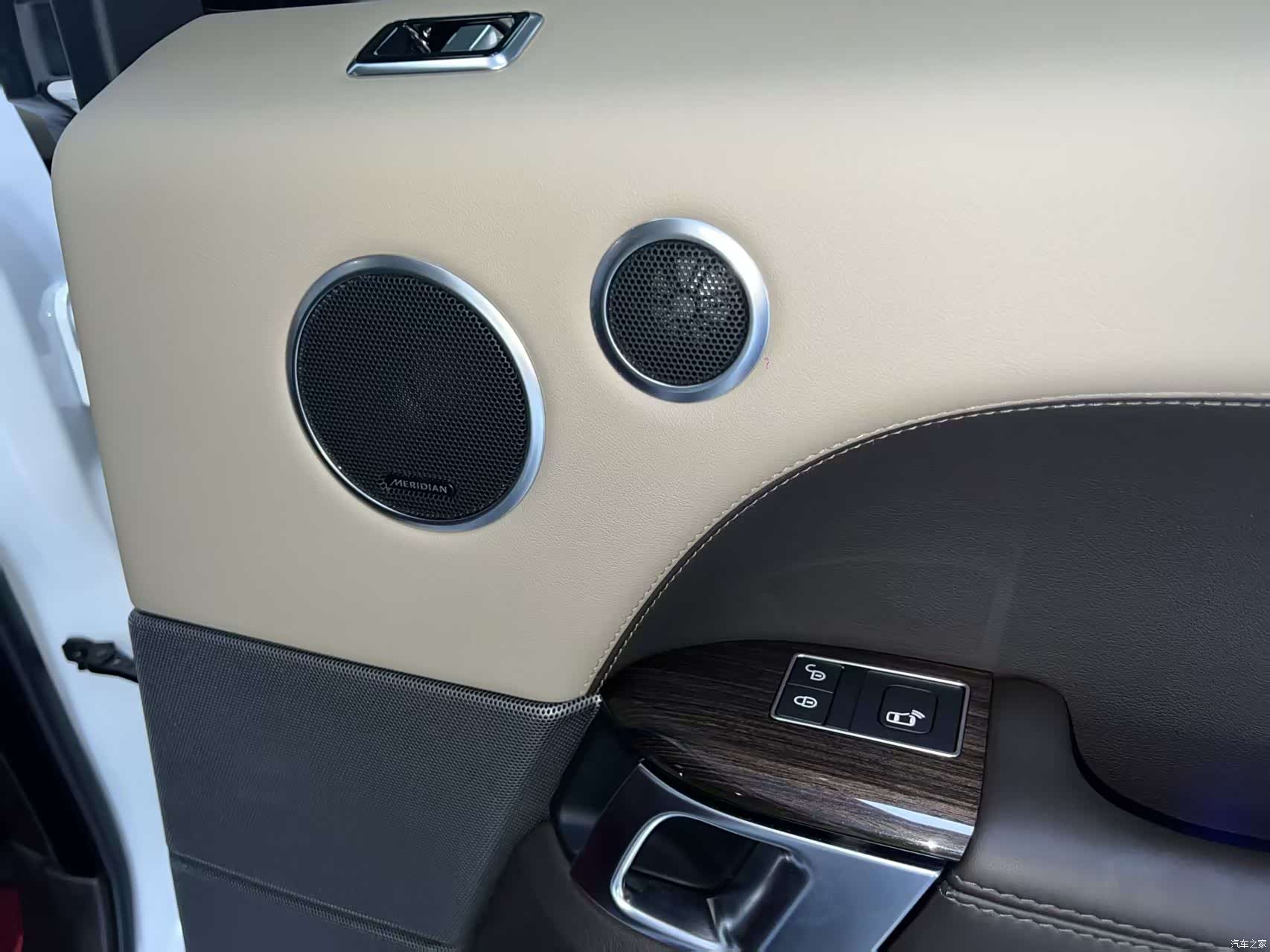 Land Rover Range Rover, 2019 14
