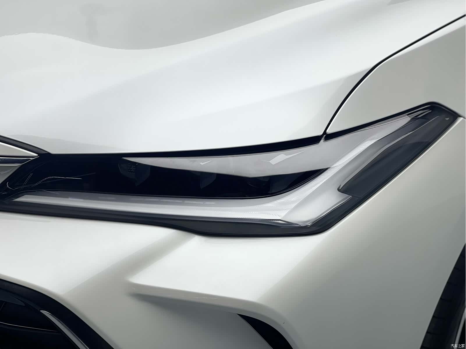 Toyota Avalon, 2022 3