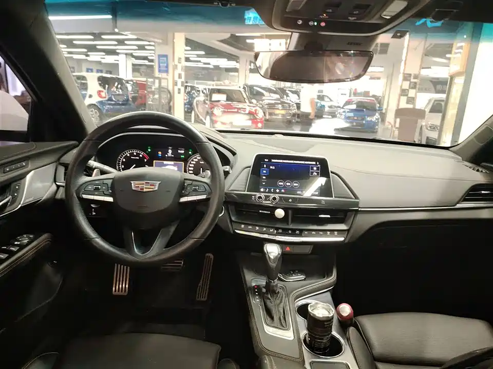 Cadillac CT4