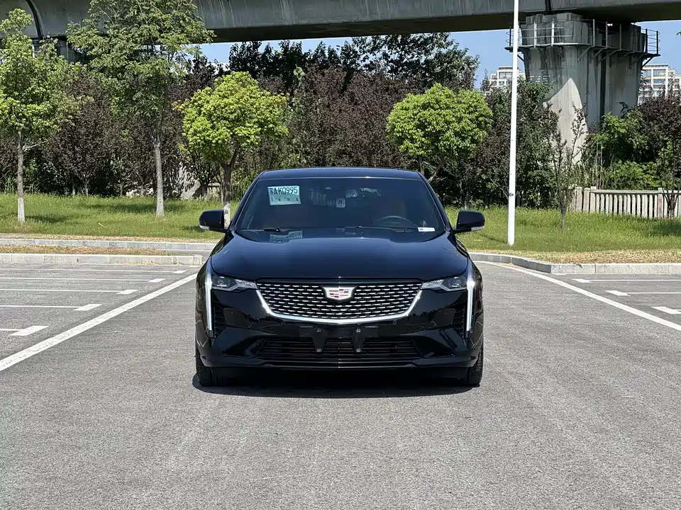 Cadillac CT4