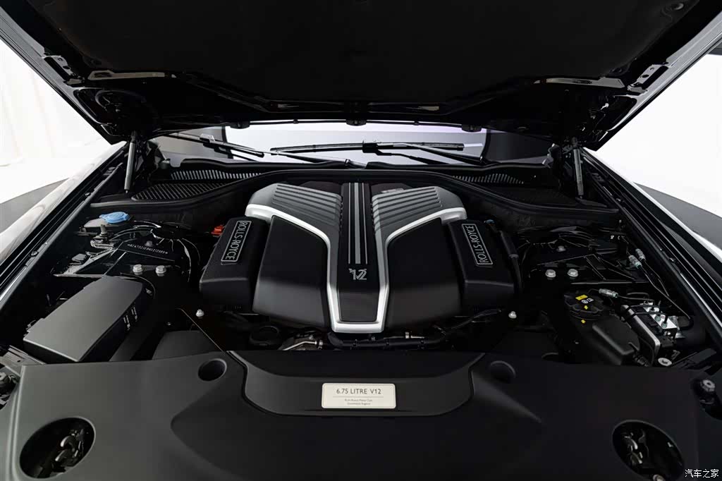 Rolls-Royce Ghost, 2023 23