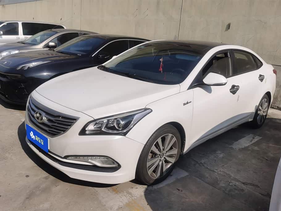 Hyundai Name picture