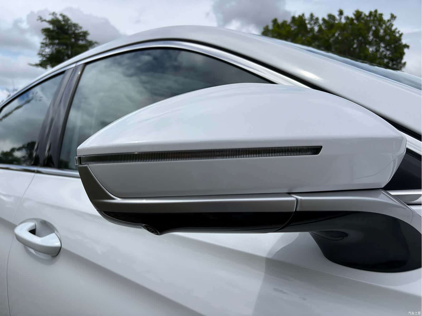 Chery Arrizo 8, 2025 все фото